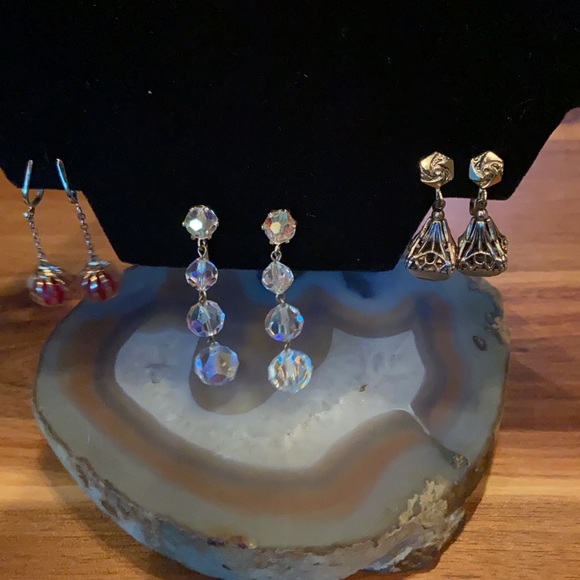 ••Sold•• Vintage golden screw back Earring GUC - Picture 10 of 10